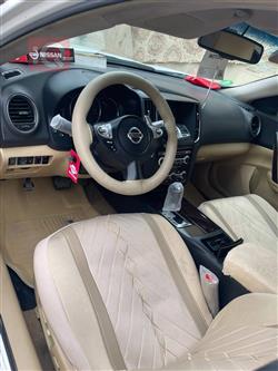 Nissan Maxima